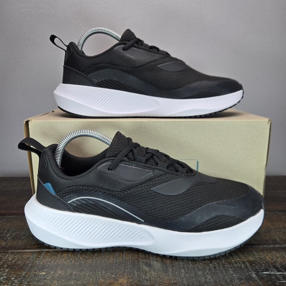 NEW Vessi Tidal Sneaker Womens Size 7 Waterproof Shoes Lace Up Black on White